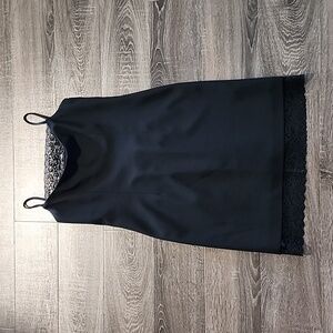 🦜 Anne Stanley peek-a-boo lace Dress 🦜